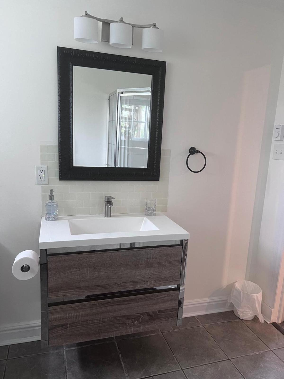 Central Halifax One Bedroom Apartment In Clayton Park エクステリア 写真